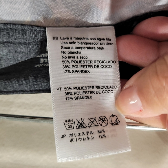 VISSLA Shark Alley Upcycled Boardshorts - Sz 34 - Picture 9 of 12